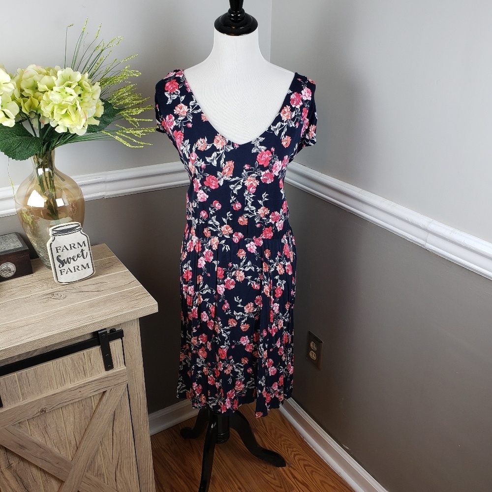 Torrid Super Soft Navy floral summer dress Size 4